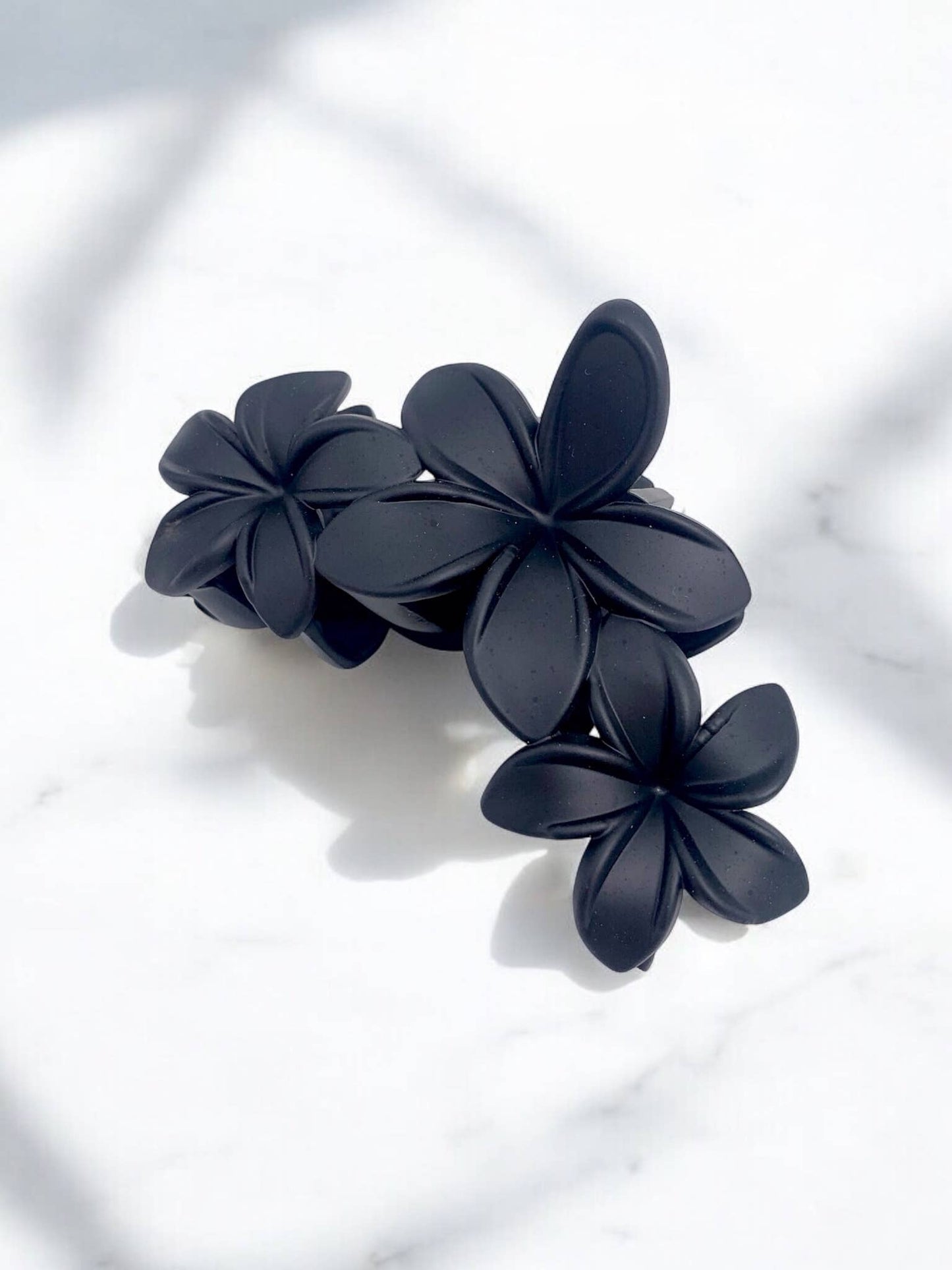 Flower hair clip - solid color