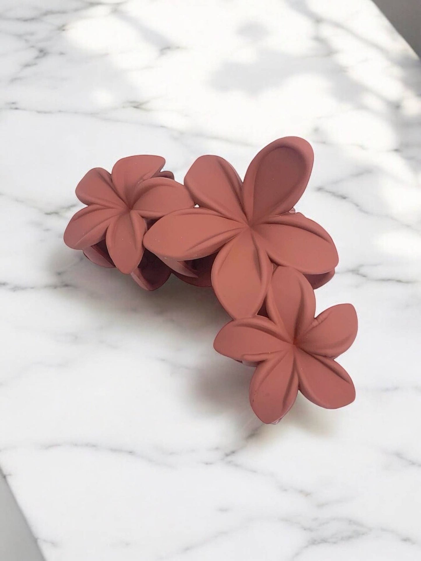 Flower hair clip - solid color