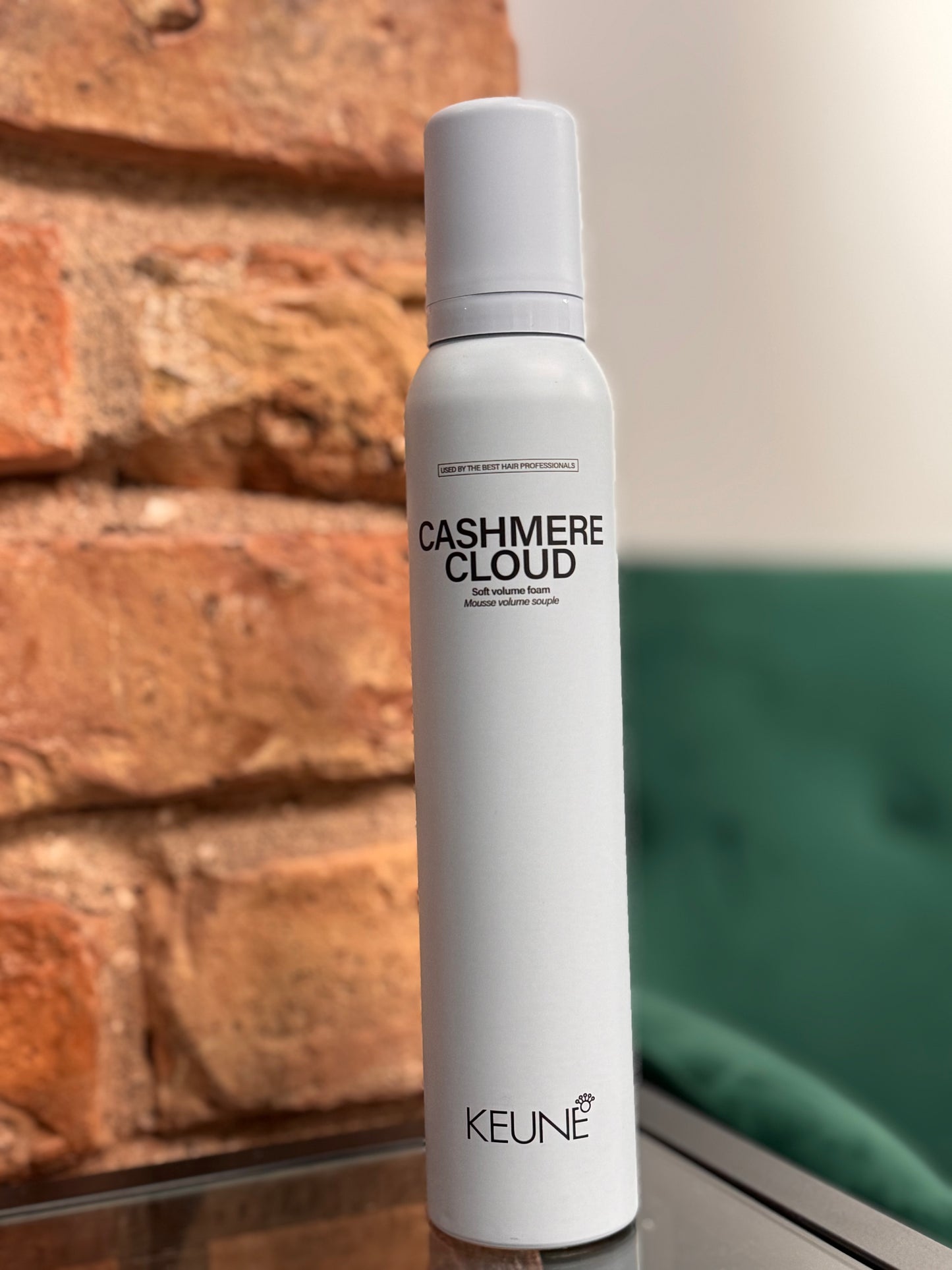 Vieglas fiksācijas matu putas Keune Cashmere Cloud  200ml